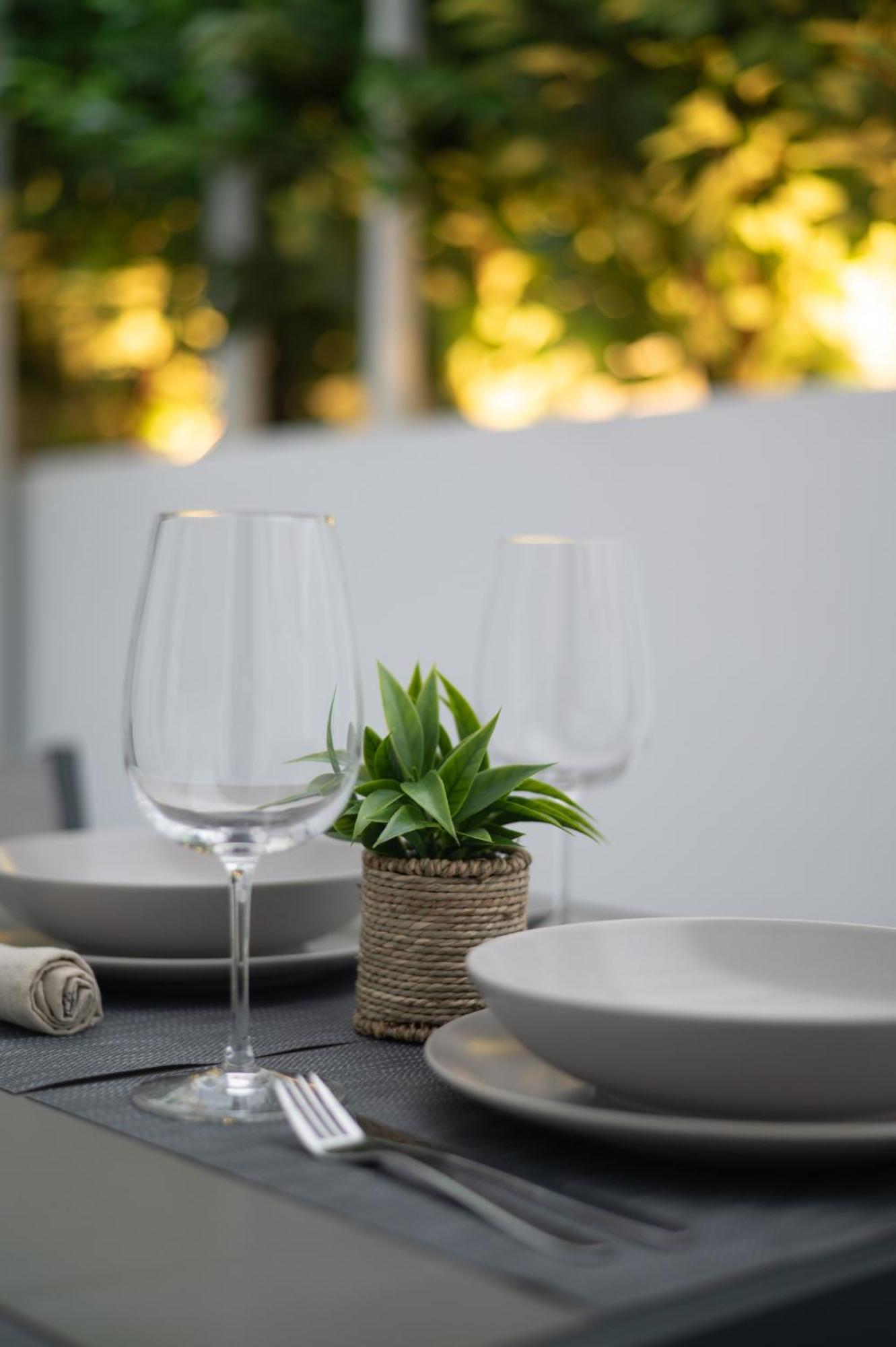 דירות סלוניקי Honey Oak & Cream Patio By Nest מראה חיצוני תמונה